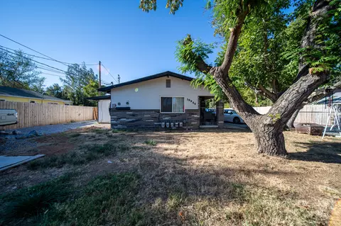 19944 Loop St, Anderson, CA 96007