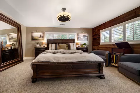 Bedroom - 702 Gary Ct, Redding, CA 96002 photo 1 of 2