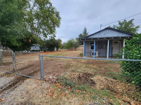 Exterior - 3749 Riverside Ave, Anderson, CA 96007 photo 3 of 9