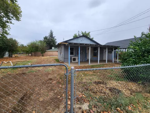 Exterior - 3749 Riverside Ave, Anderson, CA 96007 photo 2 of 9