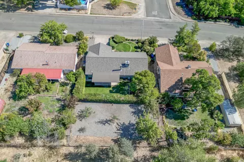 470 Peppertree Ln, Redding, CA 96003 photo 32