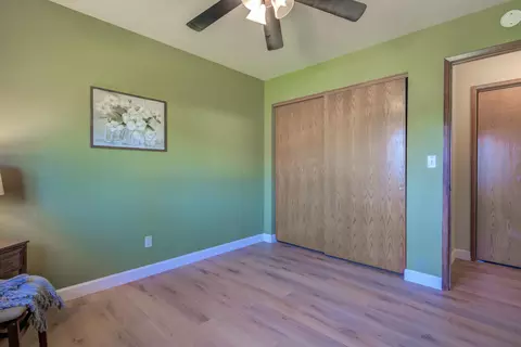 470 Peppertree Ln, Redding, CA 96003 photo 21