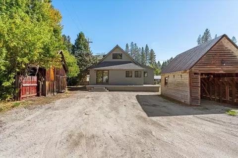 Exterior - 233 Squaw Valley Rd, Mccloud, CA 96057 photo 8 of 12