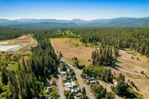 View/Area - 233 Squaw Valley Rd, Mccloud, CA 96057 photo 6 of 6
