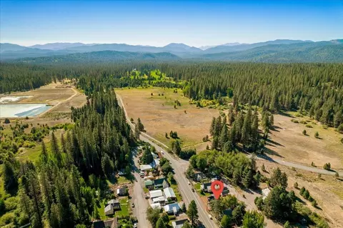 View/Area - 233 Squaw Valley Rd, Mccloud, CA 96057 photo 2 of 6
