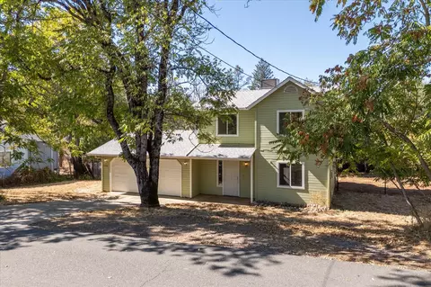 13554 Lassen St, Shasta Lake, CA 96019