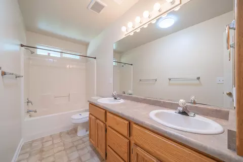 3445 Meridian Dr, Redding, CA 96002 photo 12