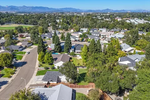 3445 Meridian Dr, Redding, CA 96002 photo 26