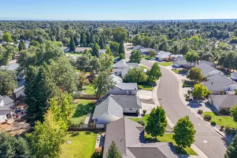 3445 Meridian Dr, Redding, CA 96002 photo 25