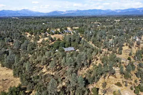 11621 Sonora Trl, Redding, CA 96003 photo 38