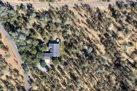 11621 Sonora Trl, Redding, CA 96003 photo 40