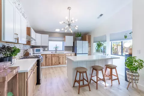 Kitchen - 1519 Whistling Dr, Redding, CA 96003 photo 1 of 4