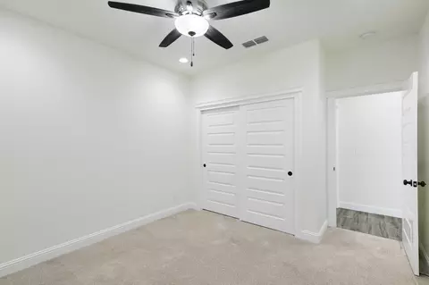 Bedroom - 1421 Spinnaker Dr, Redding, CA 96003 photo 6 of 6