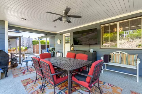 3665 Oro St, Redding, CA 96001 photo 21