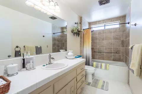 3665 Oro St, Redding, CA 96001 photo 17