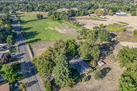 View/Area - 3250 Rupert Rd, Anderson, CA 96007 photo 2 of 7