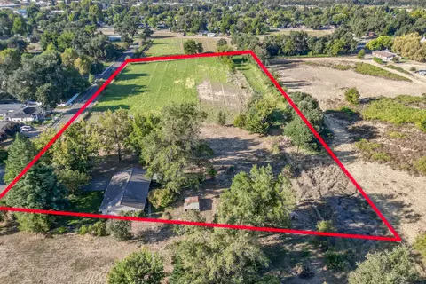 View/Area - 3250 Rupert Rd, Anderson, CA 96007 photo 1 of 7