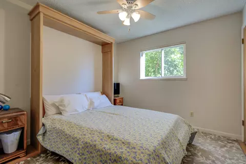 Bedroom - 3250 Rupert Rd, Anderson, CA 96007 photo 6 of 6