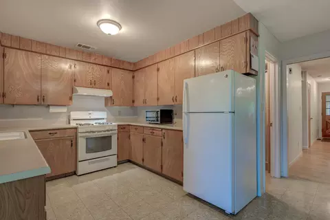 Kitchen - 3250 Rupert Rd, Anderson, CA 96007 photo 1 of 4