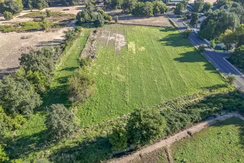 View/Area - 3250 Rupert Rd, Anderson, CA 96007 photo 3 of 7