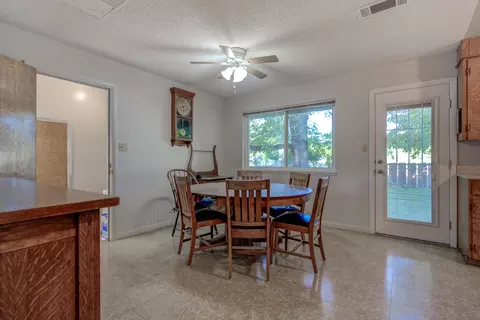 Dining - 3250 Rupert Rd, Anderson, CA 96007 photo 1 of 3