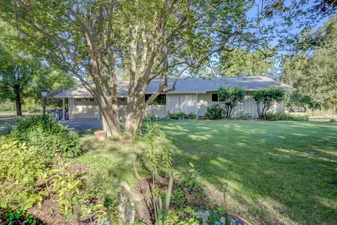 Exterior - 3250 Rupert Rd, Anderson, CA 96007 photo 2 of 7