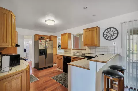 1788 Manchester Dr, Redding, CA 96002