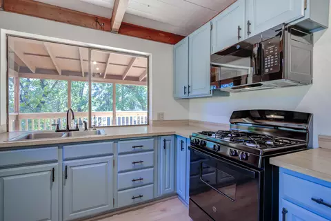 29297 Johnson Ranch Rd, Round Mountain, CA 96084 photo 8