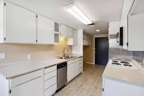Kitchen - 7924 Greenfield St, Redding, CA 96002 photo 2 of 2