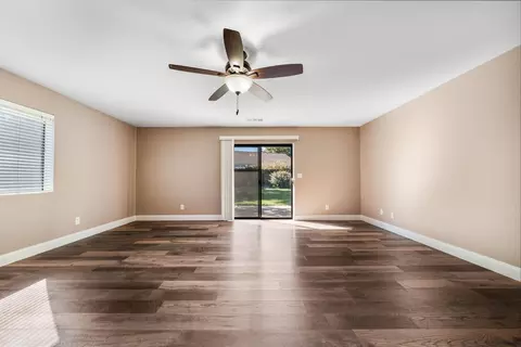 Living - 1768 Sterling Dr, Redding, CA 96003 photo 5 of 10