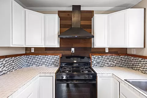 1243 Walnut Ave, Redding, CA 96001 photo 6