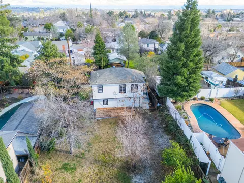 1243 Walnut Ave, Redding, CA 96001 photo 27