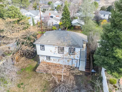 1243 Walnut Ave, Redding, CA 96001 photo 26