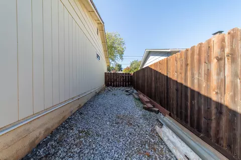 3895 Alma Ave, Redding, CA 96002 photo 18