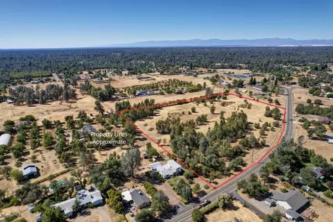 Happy Valley Road, Anderson, CA 96007