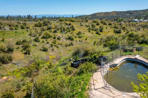 10075 Victoria Dr, Redding, CA 96001 photo 10
