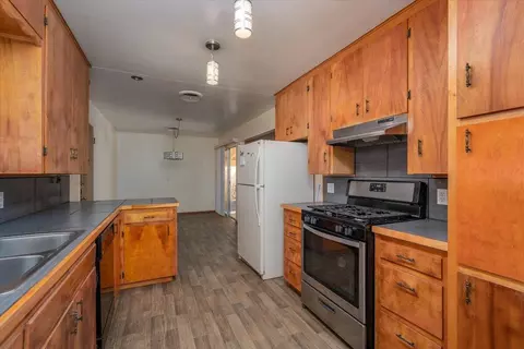 Kitchen - 1893 Lindeena Ln, Redding, CA 96002 photo 1 of 3