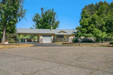 22301 Ramona Ct, Anderson, CA 96007