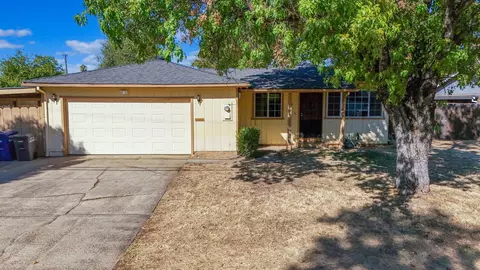 2554 Belladonna St, Redding, CA 96002 photo 23
