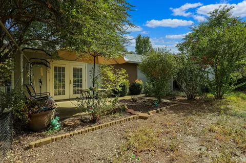 Exterior - 3276 Middleton Ln, Redding, CA 96002 photo 7 of 9