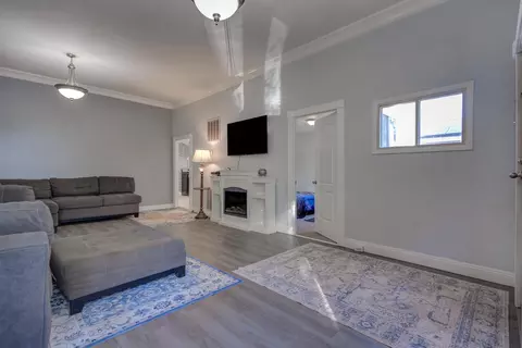 1558 Willis St, Redding, CA 96001 photo 8