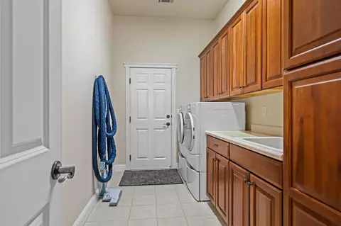 4715 Brincard Way, Redding, CA 96003 photo 28