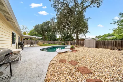 Exterior - 7078 Creekside St, Redding, CA 96001 photo 10 of 14