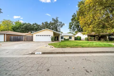Exterior - 7078 Creekside St, Redding, CA 96001 photo 13 of 14