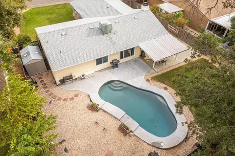 View/Area - 7078 Creekside St, Redding, CA 96001 photo 1 of 10