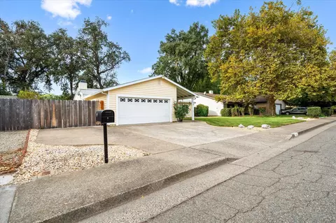 Exterior - 7078 Creekside St, Redding, CA 96001 photo 12 of 14