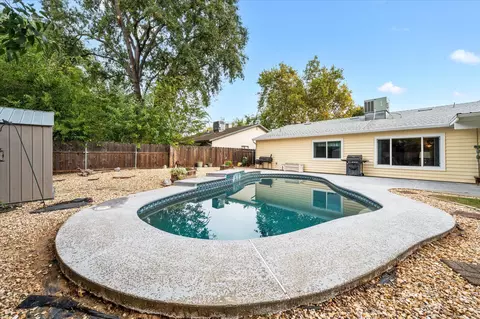 Exterior - 7078 Creekside St, Redding, CA 96001 photo 6 of 14