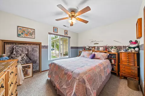 Bedroom - 7078 Creekside St, Redding, CA 96001 photo 3 of 6