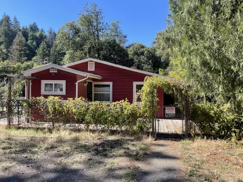 28445 Ca-2 Ca-299, Round Mountain, CA 96084