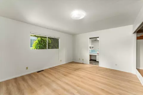 1914 Garden Ave, Redding, CA 96001 photo 7